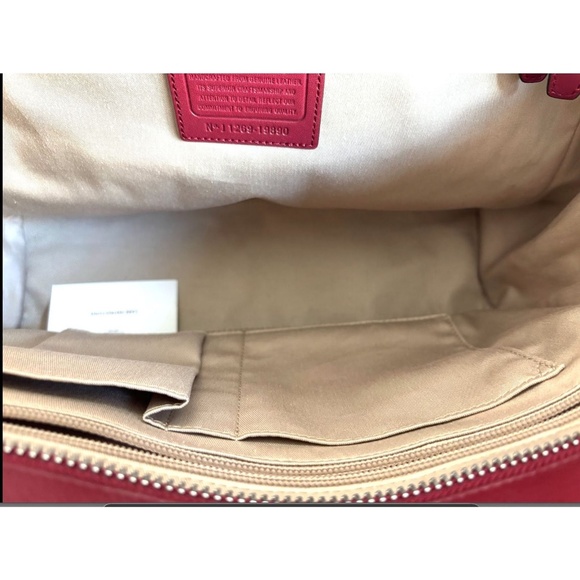 Coach Red Leather City Tote Bag – Classic Style - Picture 4 of 10